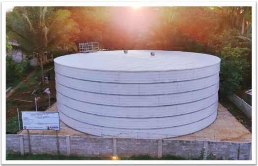POTABLE WATER STORAGE TANK